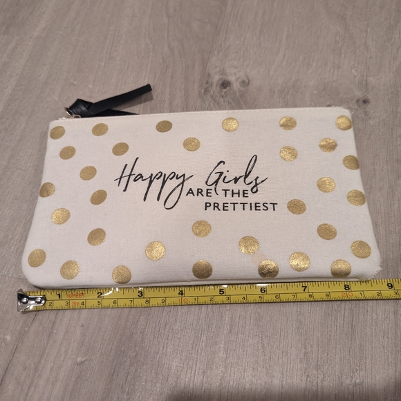 Makeup Pouch - Picture 6 of 9